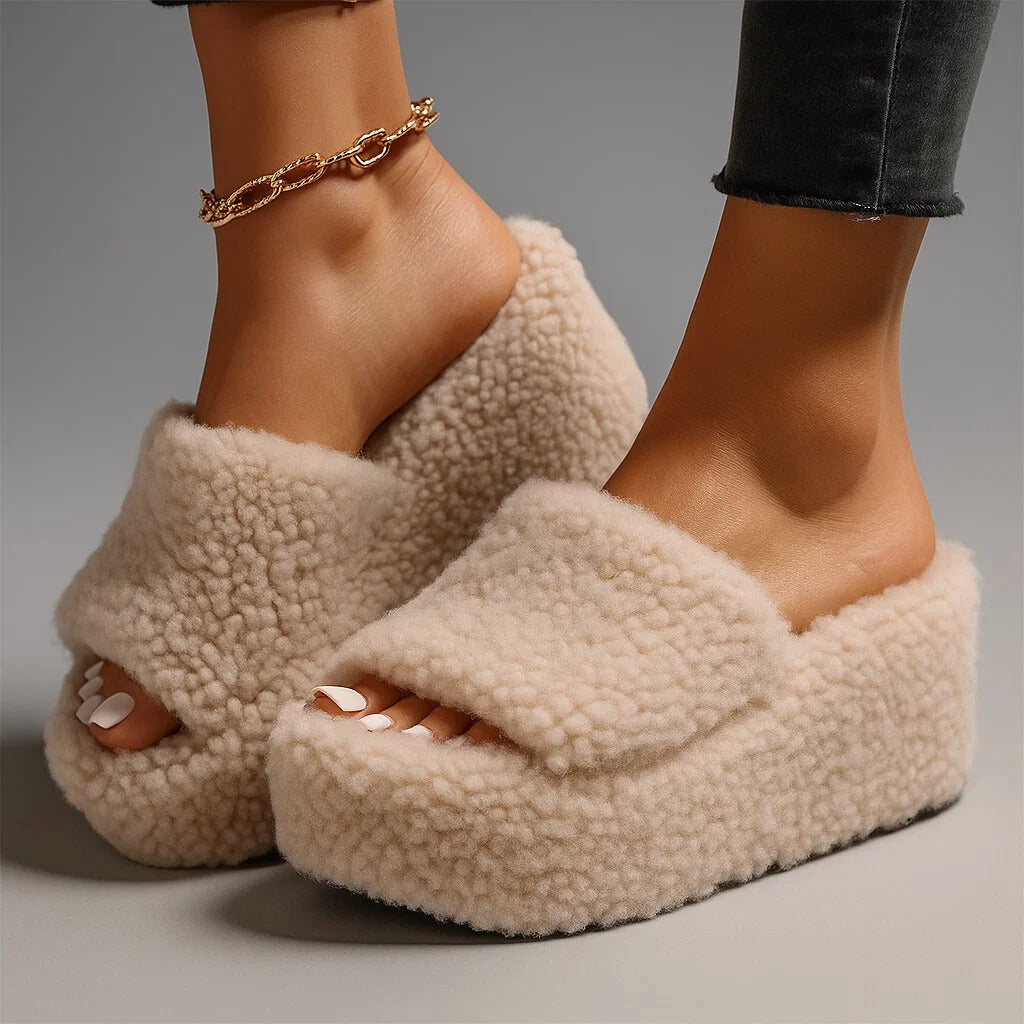 Amari | Cozy Haven Slippers