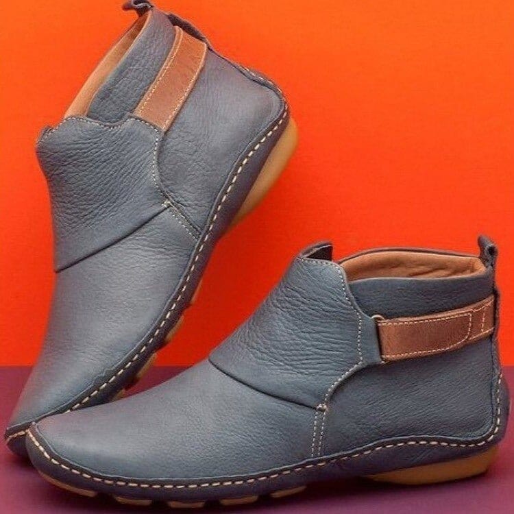 Cassandra | Classic Heritage Leather Boots