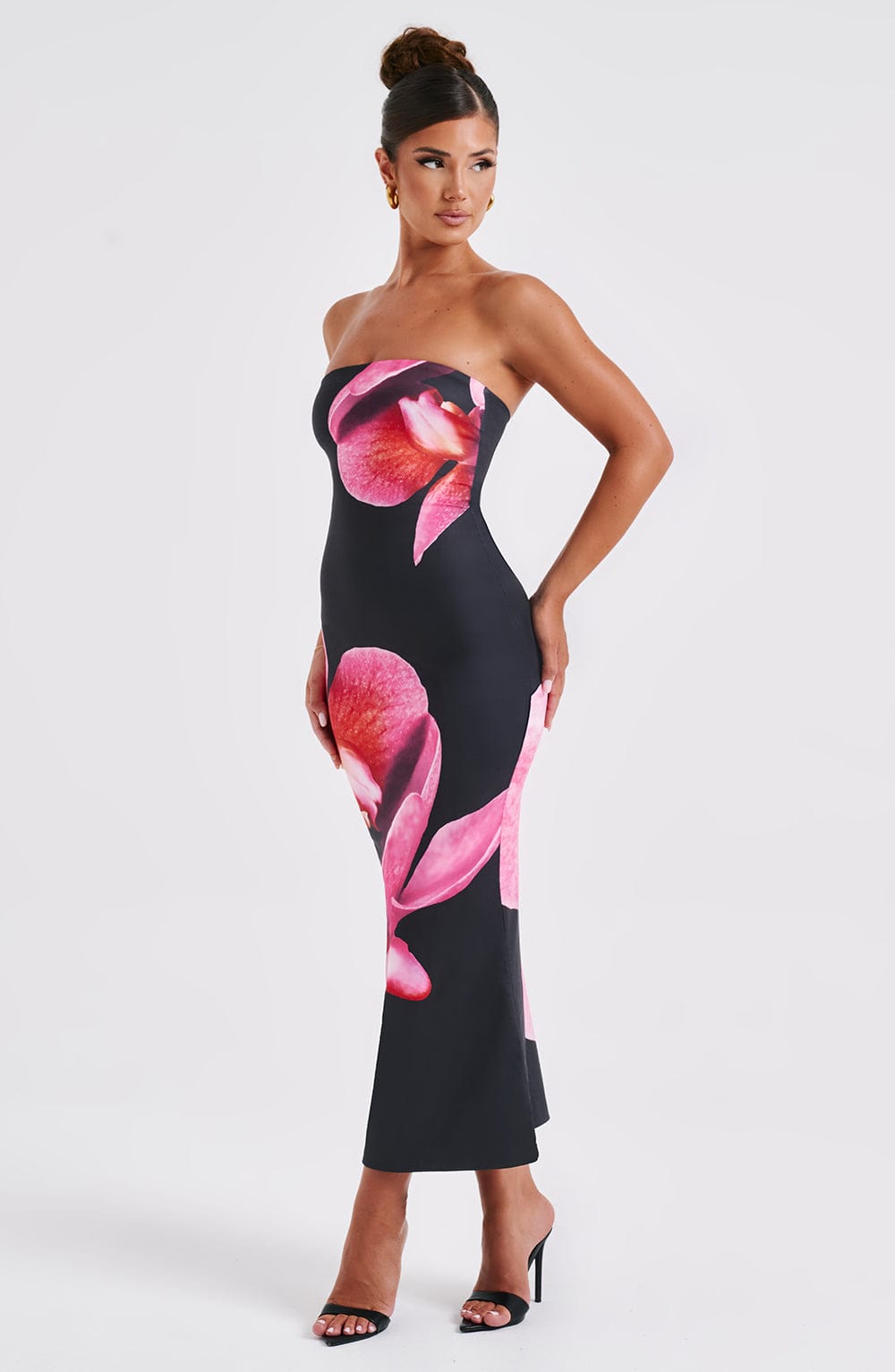 Novessa | Fiora Floral Print Midi Dress