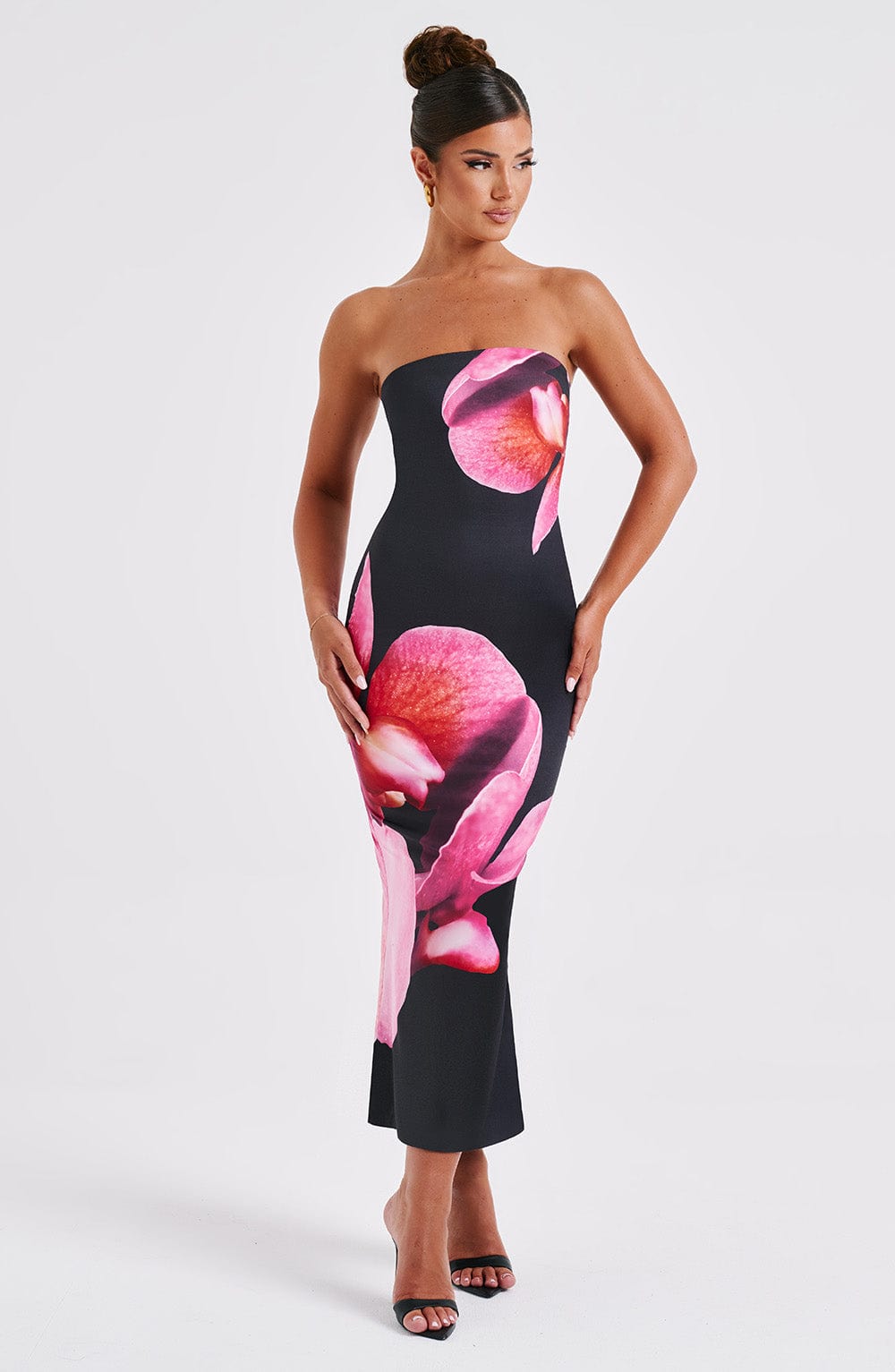 Novessa | Fiora Floral Print Midi Dress