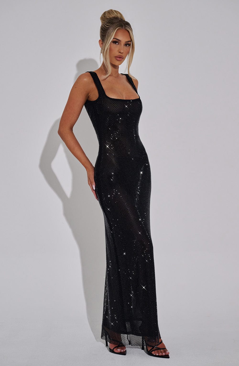 Novessa | Lumina Maxi Dress