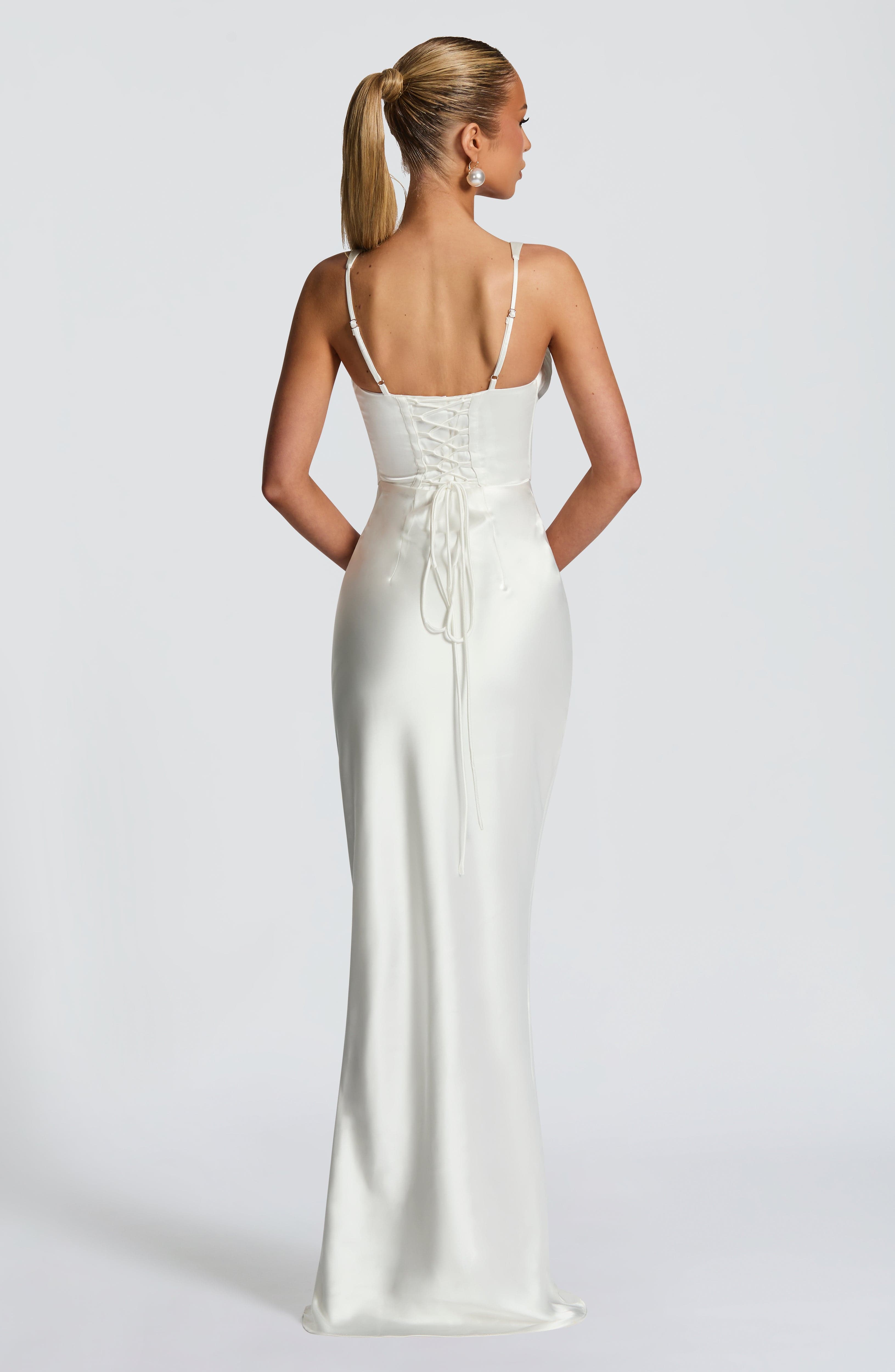 Novessa | Tina Maxi Dress