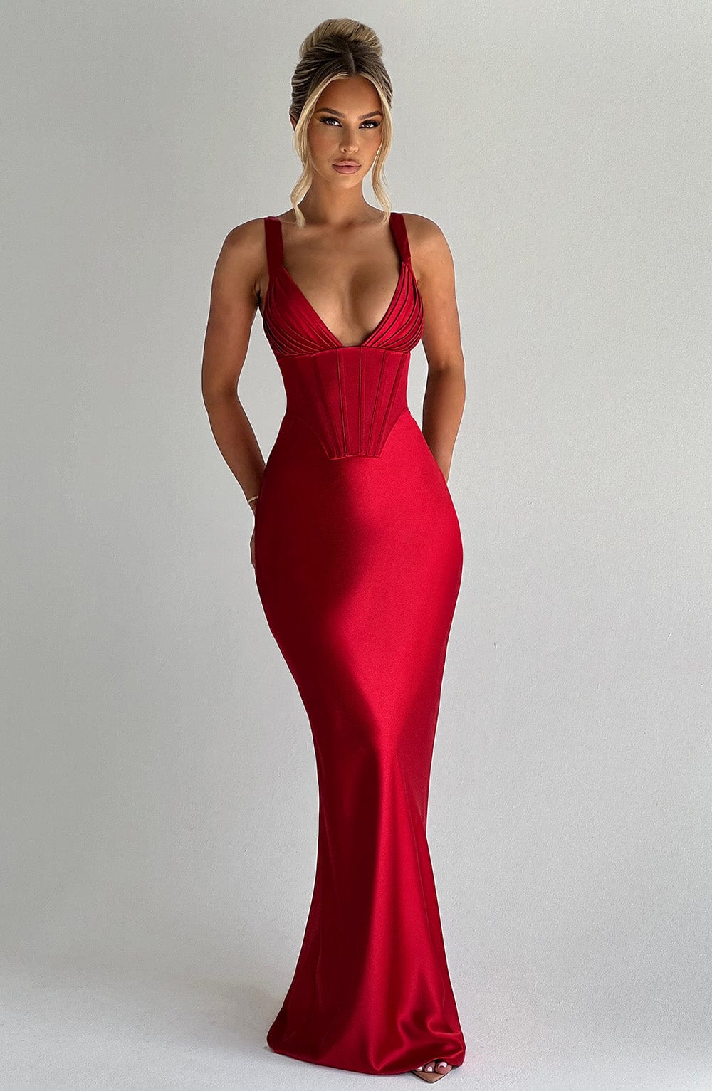 Novessa | Tina Maxi Dress