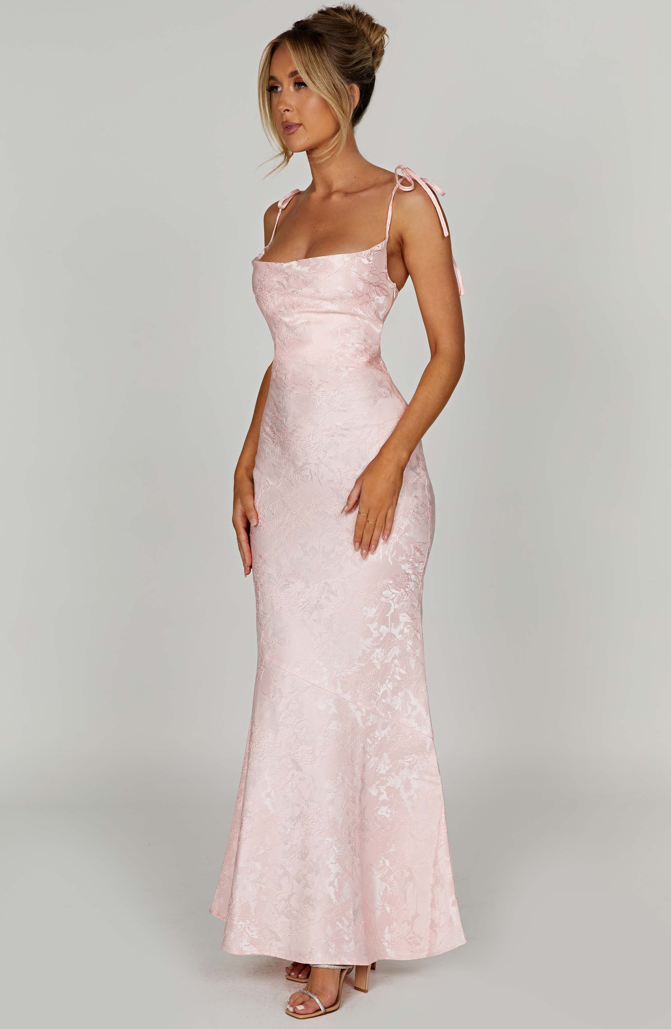 Novessa | Nikky Maxi Dress
