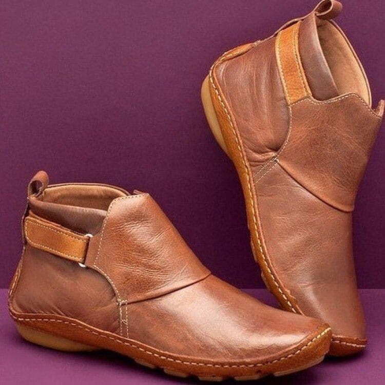 Cassandra | Classic Heritage Leather Boots