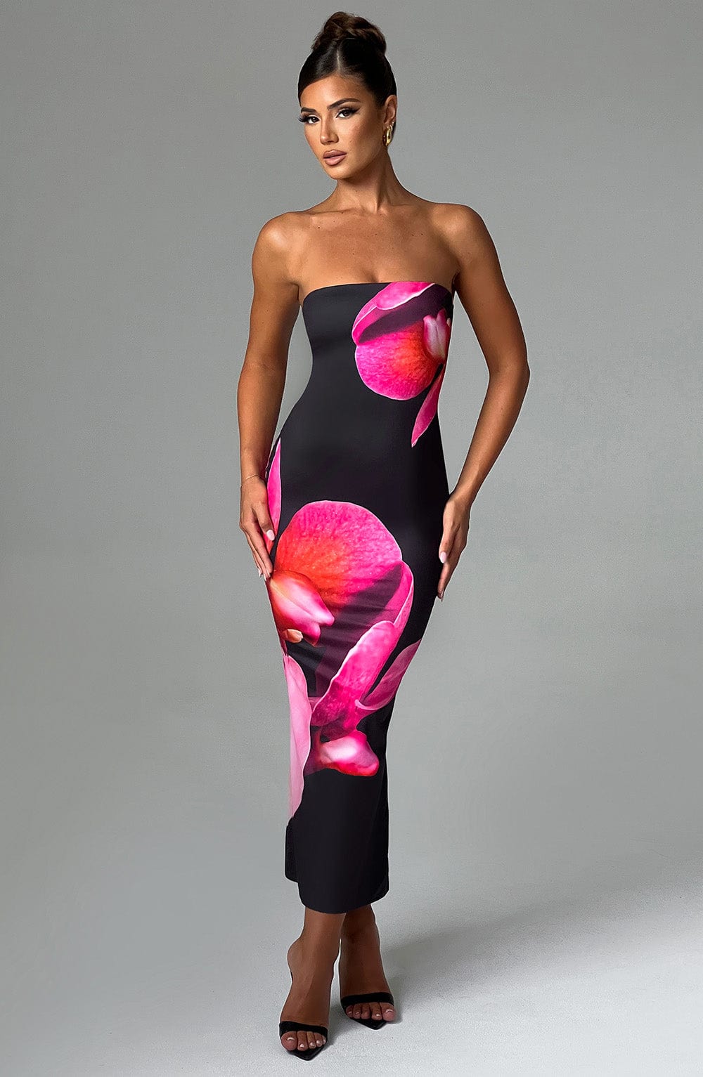 Novessa | Fiora Floral Print Midi Dress