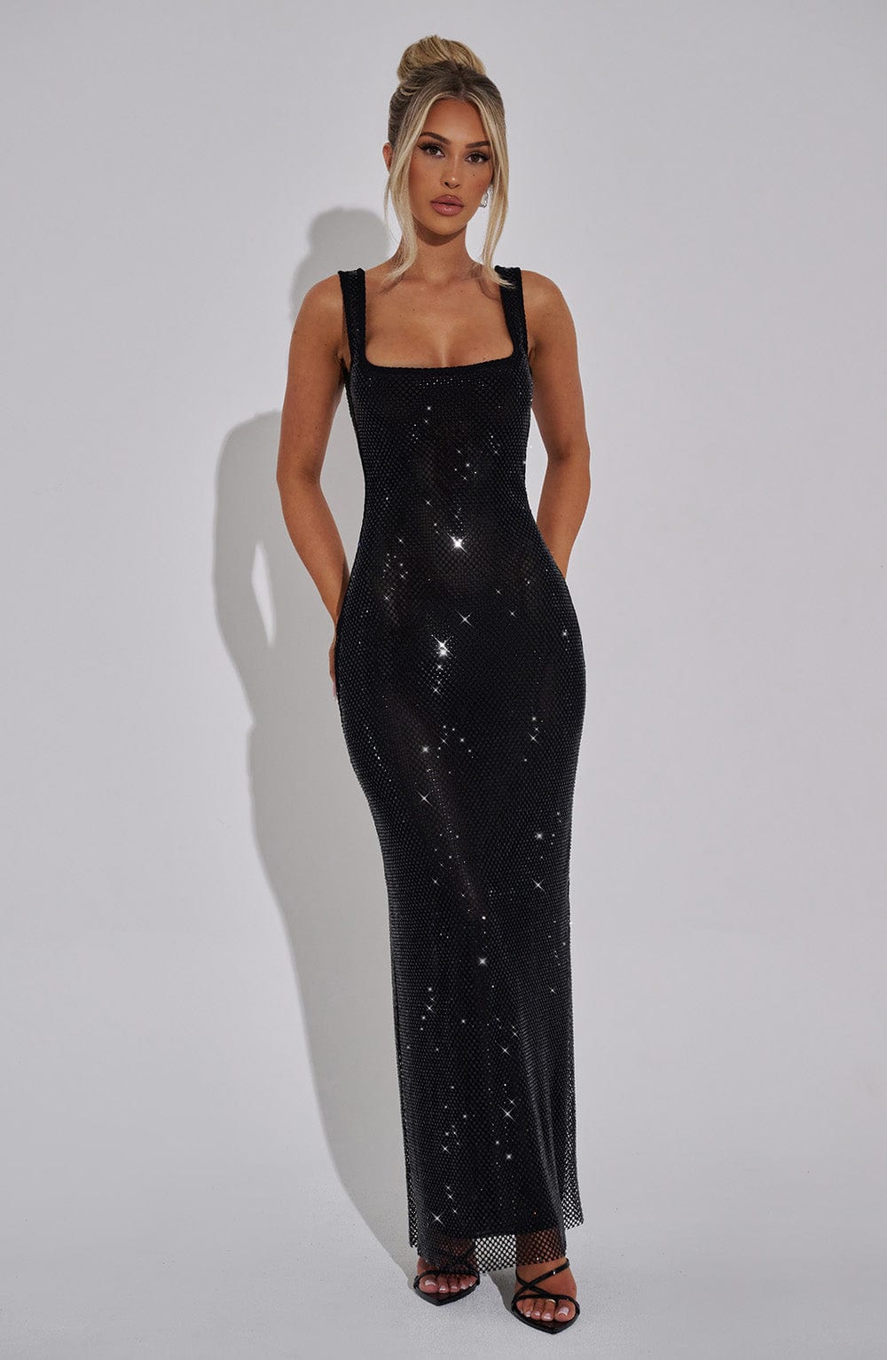 Novessa | Lumina Maxi Dress